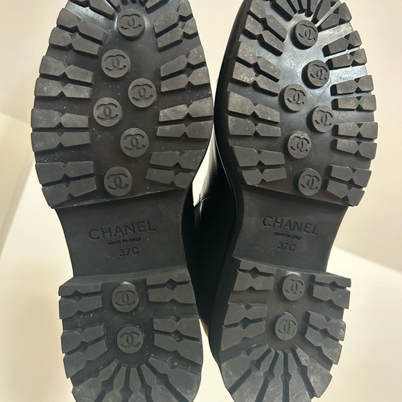 CHANEL Black Ankle Chealsea Boots - Picture 9 of 9